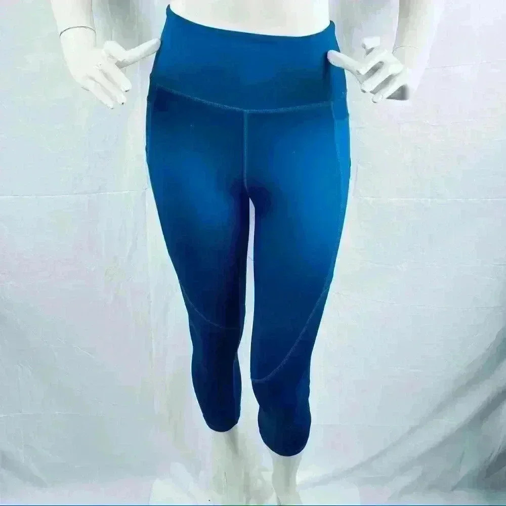 Zyia‎ Active Light n Tight High Rise Capri Leggings Teal Size 2